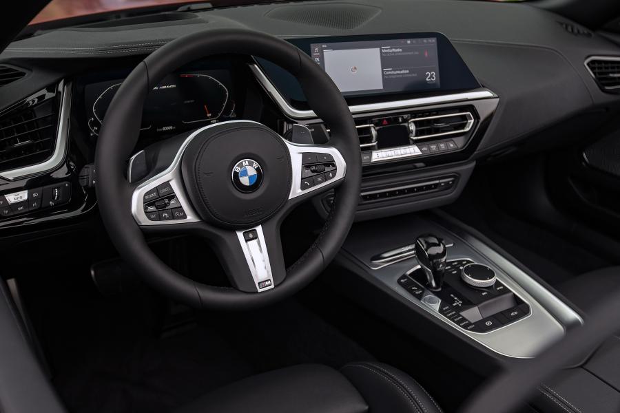 Панель приборов BMW Z4 M40i First Edition (G29) 2018 года  (WW) (фото 53 из 54)